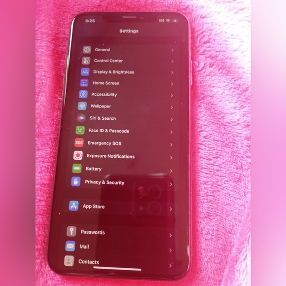 Rose Gold Apple iPhone XS Max 64gb - Picture 4 of 12